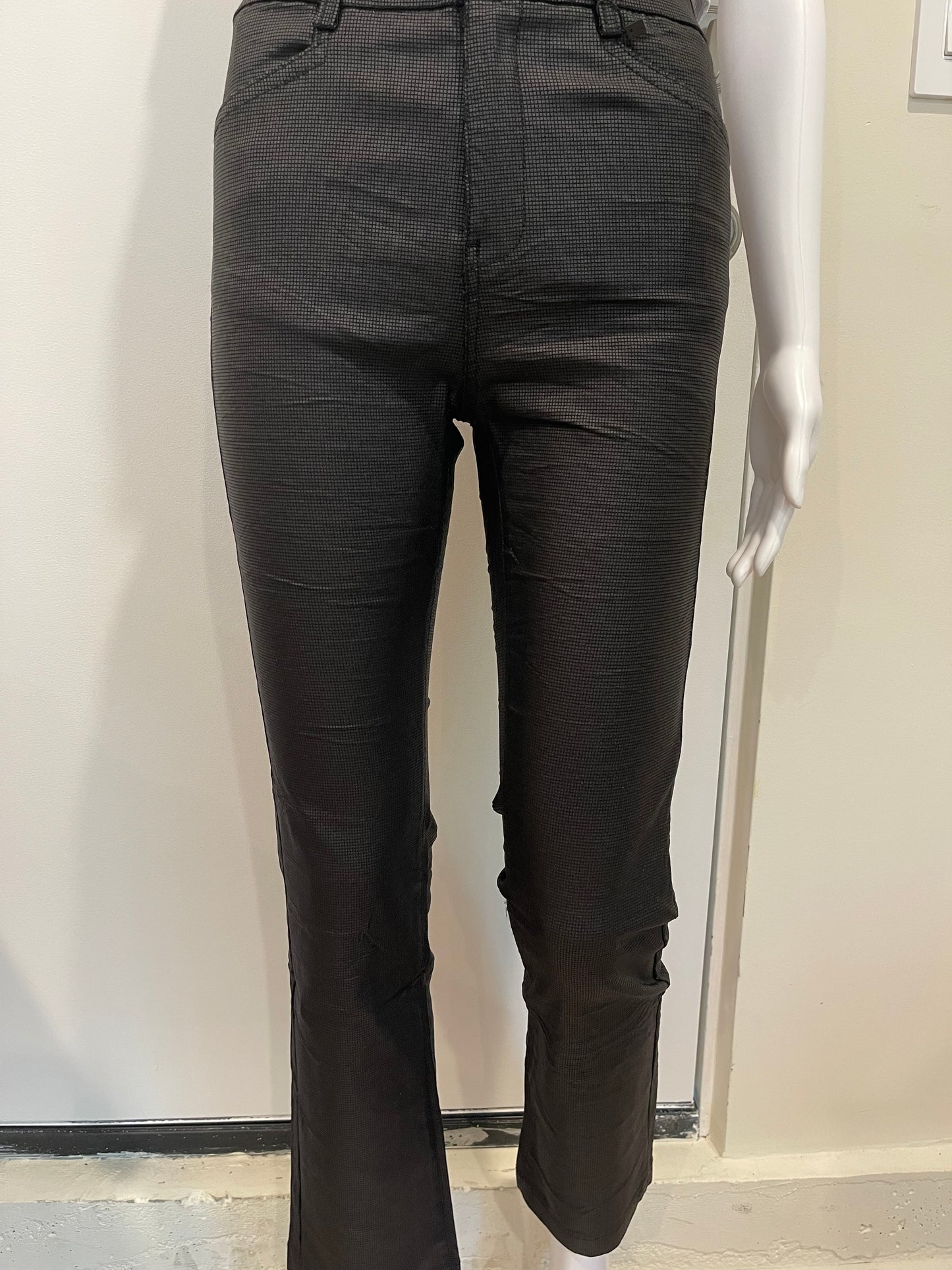 Novel Black Checkered