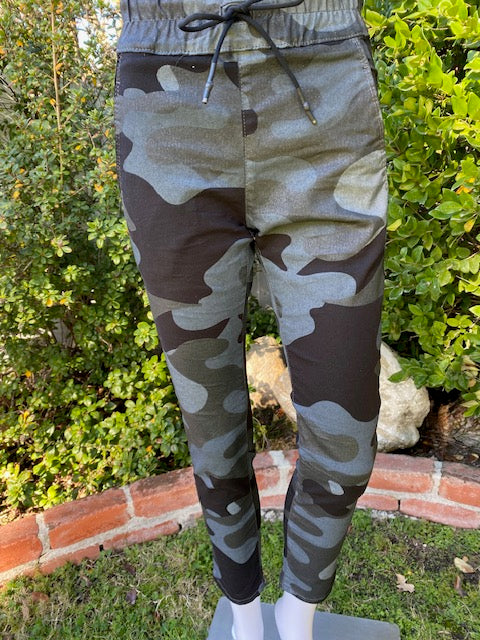 Shely Black Camo Shimmer