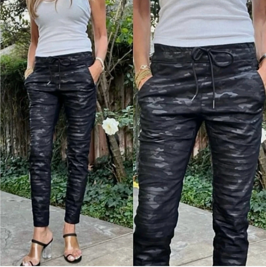 Shely Black Camo